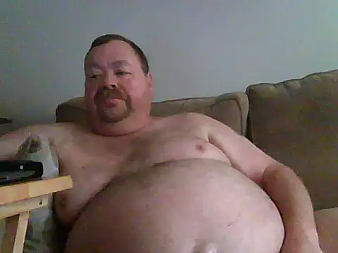 Snapshot of hitman_35 chatting on 11.05.25 hitman 35 online show from 11.05.25