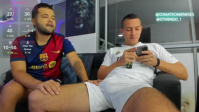 Snapshot of MattMeness chatting on 11.14.25 MattMeness online show from 11.14.25