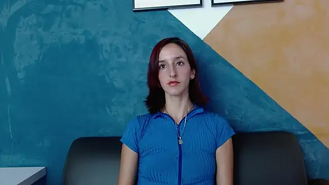 Snapshot of Ambar_Roux_ chatting on 01.03.25 Ambar Roux  online show from 01.03.25