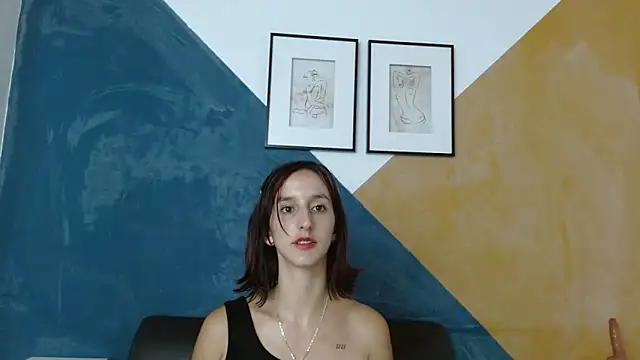 Snapshot of Ambar_Roux_ chatting on 01.04.25 Ambar Roux  online show from 01.04.25