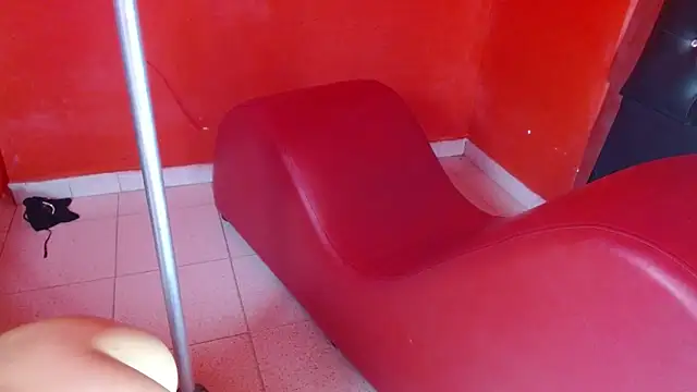 Snapshot of Ambar_Roux_ chatting on 03.14.25 Ambar Roux  online show from 03.14.25