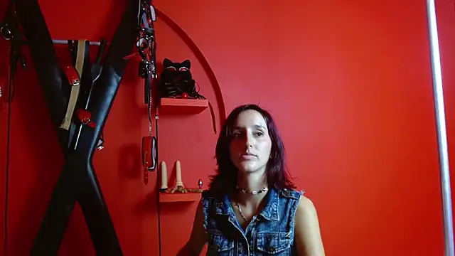 Snapshot of Ambar_Roux_ chatting on 03.19.25 Ambar Roux  online show from 03.19.25