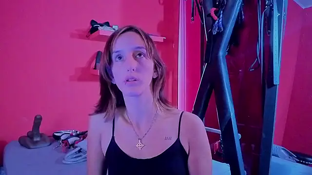 Snapshot of Ambar_Roux_ chatting on 09.08.25 Ambar Roux  online show from 09.08.25