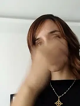 Ambar Roux  online show from 11.06.25