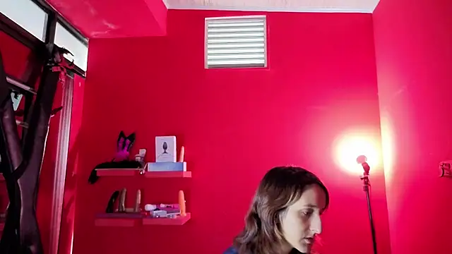 Snapshot of Ambar_Roux_ chatting on 02.06.26 Ambar Roux online show from 02.06.26