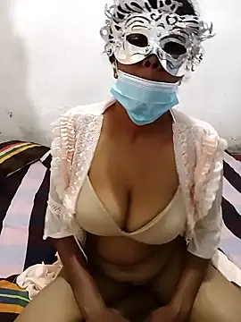 Snapshot of Amaaya_Baby chatting on 01.12.25 Amaaya Baby online show from 01.12.25