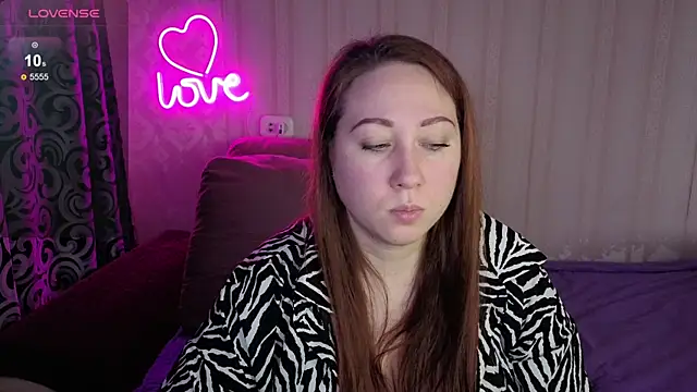 KellyCrystall online show from 11.08.25