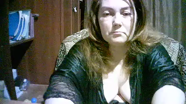 Madame-Butterfly online show from 10.31.25