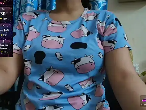 Snapshot of Reika_01 chatting on 06.18.26 Reika 01 online show from 06.18.26