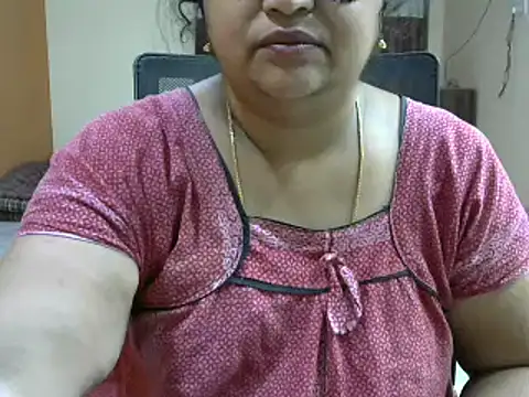 Snapshot of Naughty_Nityaa chatting on 02.12.25 Naughty Nityaa online show from 02.12.25