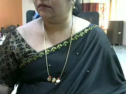 Snapshot of Naughty_Nityaa chatting on 02.18.25 Naughty Nityaa online show from 02.18.25