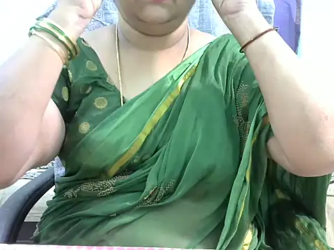 Snapshot of Naughty_Nityaa chatting on 03.04.25 Naughty Nityaa online show from 03.04.25