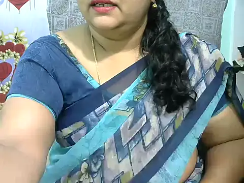 Snapshot of Naughty_Nityaa chatting on 03.08.25 Naughty Nityaa online show from 03.08.25
