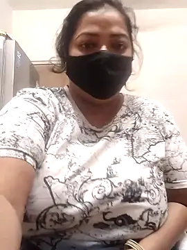 Snapshot of zeepe19 chatting on 10.02.25 zeepe19 online show from 10.02.25