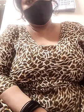 Snapshot of zeepe19 chatting on 10.05.25 zeepe19 online show from 10.05.25