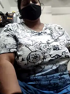 Snapshot of zeepe19 chatting on 10.07.25 zeepe19 online show from 10.07.25