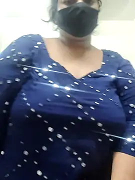 Snapshot of zeepe19 chatting on 10.09.25 zeepe19 online show from 10.09.25