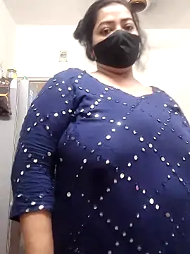 Snapshot of zeepe19 chatting on 10.12.25 zeepe19 online show from 10.12.25