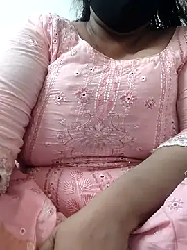 Snapshot of zeepe19 chatting on 11.12.25 zeepe19 online show from 11.12.25