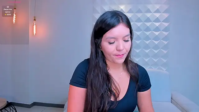 ValeriaRoldanX online show from 03.27.26