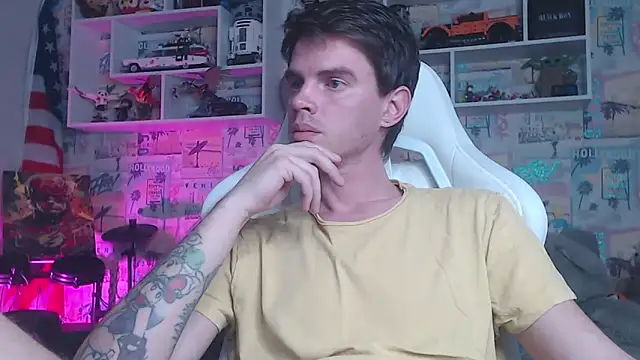 Mike Burn online show from 03.05.25