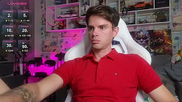 Snapshot of Mike_Burn chatting on 10.04.25 Mike Burn online show from 10.04.25