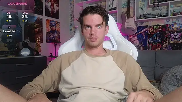 Snapshot of Mike_Burn chatting on 10.14.25 Mike Burn online show from 10.14.25