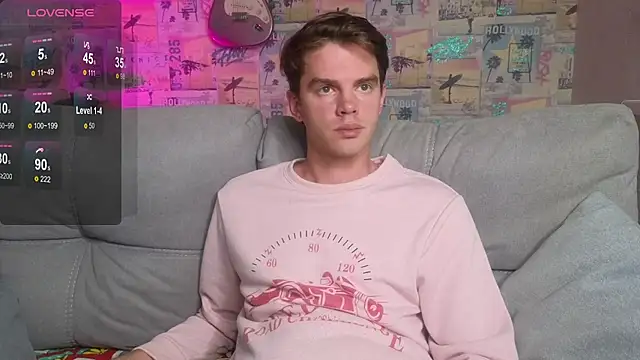 Snapshot of Mike_Burn chatting on 10.17.25 Mike Burn online show from 10.17.25