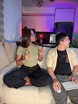 tiana nave online show from 03.25.26