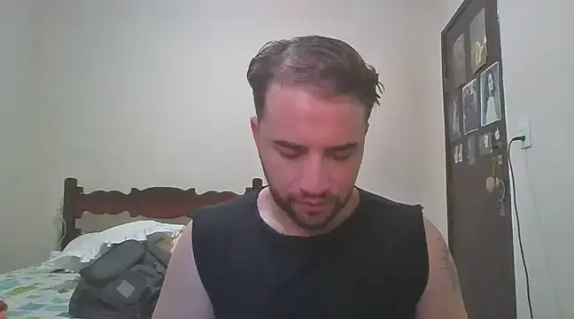 Snapshot of TomAlex chatting on 03.08.25 TomAlex online show from 03.08.25