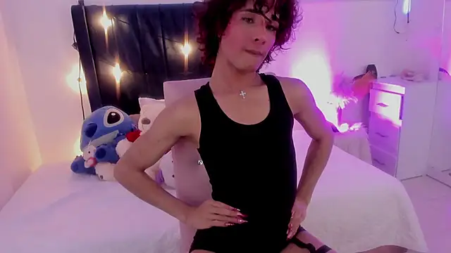 Snapshot of CamiloDoumit chatting on 01.23.25 CamiloDoumit online show from 01.23.25