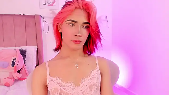 Snapshot of CamiloDoumit chatting on 10.27.25 CamiloDoumit online show from 10.27.25