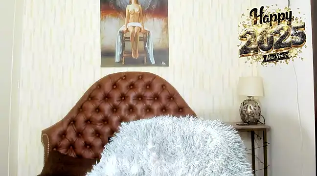 Snapshot of charlotte_ebony chatting on 01.07.25 charlotte ebony online show from 01.07.25