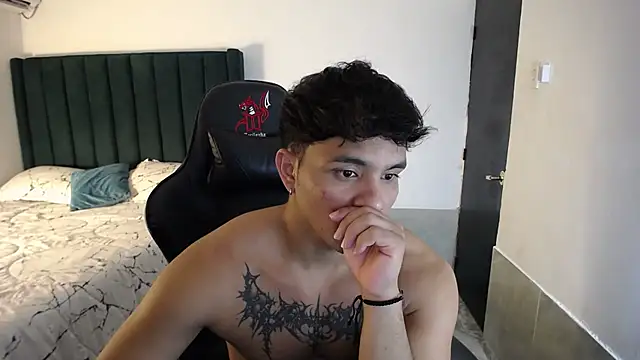 man dur07 online show from 10.28.25