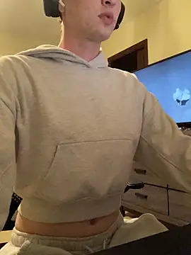 YourFavTwinkie online show from 03.29.26