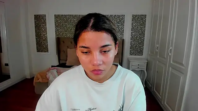 Snapshot of Mayaa_ross chatting on 09.25.25 Mayaa ross online show from 09.25.25