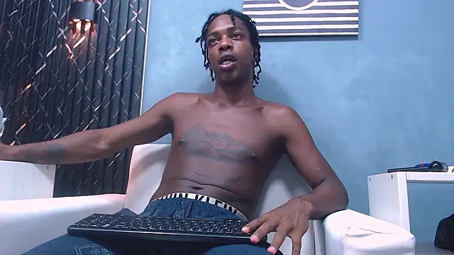 LarryCollin online show from 01.18.25