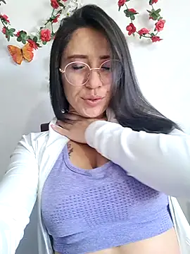 Snapshot of VALERY-03_ chatting on 09.25.25 VALERY-03 online show from 09.25.25