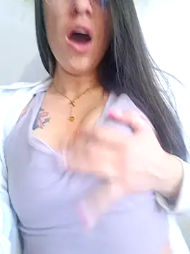 Snapshot of VALERY-03_ chatting on 10.07.25 VALERY-03 online show from 10.07.25