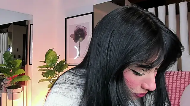 Kitty Eliffe online show from 10.29.25