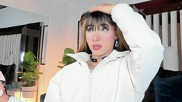 Snapshot of Kitty_Eliffe chatting on 04.28.26 Kitty Eliffe online show from 04.28.26