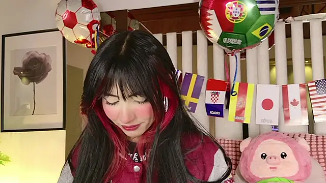 Snapshot of Kitty_Eliffe chatting on 06.17.26 Kitty Eliffe online show from 06.17.26