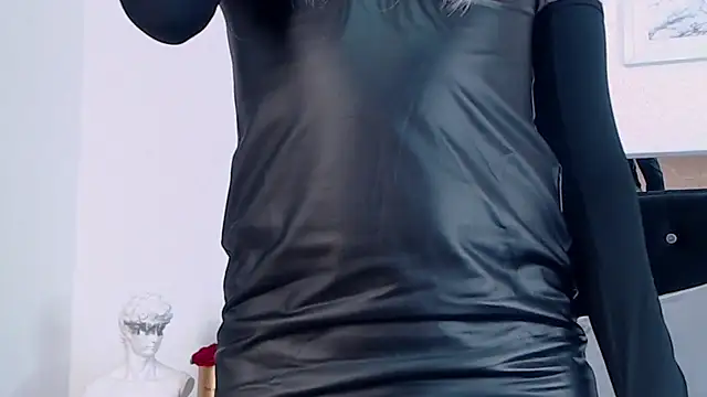 Snapshot of ZikaruRichie chatting on 01.09.25 ZikaruRichie online show from 01.09.25