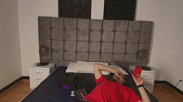 Amadeo Wild online show from 02.28.25