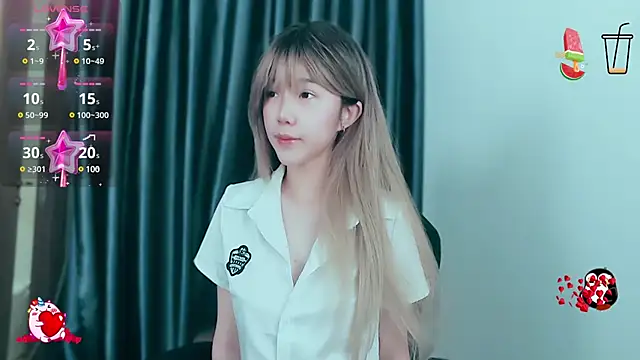 -Poison-Ivy- online show from 12.29.24