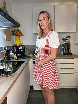 lola tentatiion online show from 09.19.25