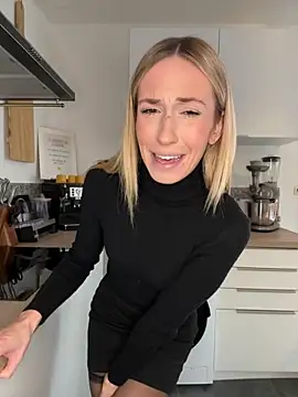 lola tentatiion online show from 10.09.25