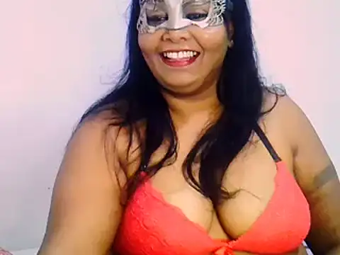 Mysterylady143 online show from 12.17.24