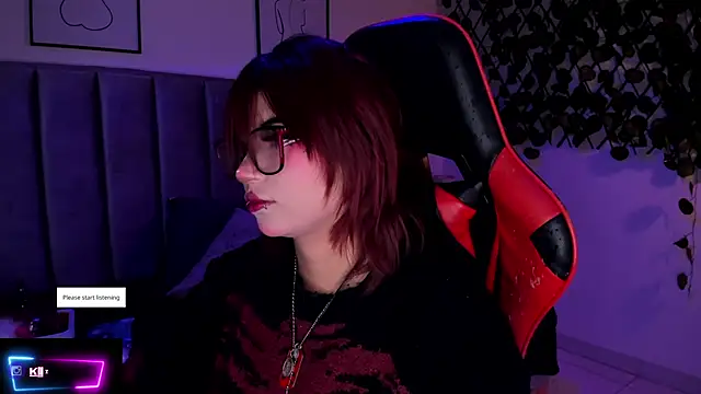 Snapshot of Kitty_Gang chatting on 11.07.25 Kitty Gang online show from 11.07.25