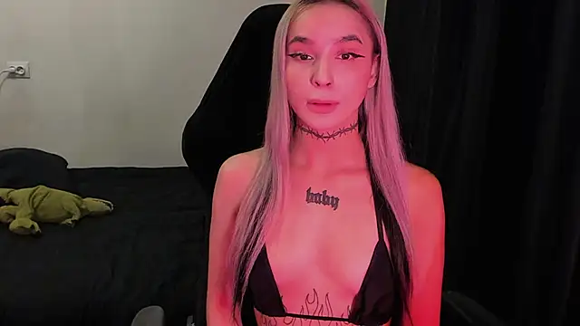 MilaAsh online show from 02.16.26